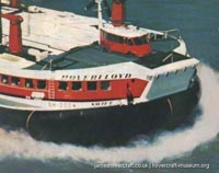 SRN4 Swift (GH-2004) with Hoverlloyd